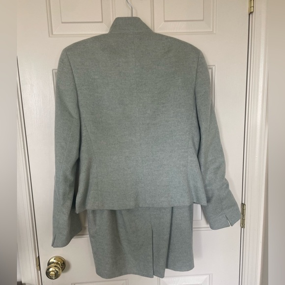 AKRIS vintage skirt suit size 10 - Picture 3 of 15